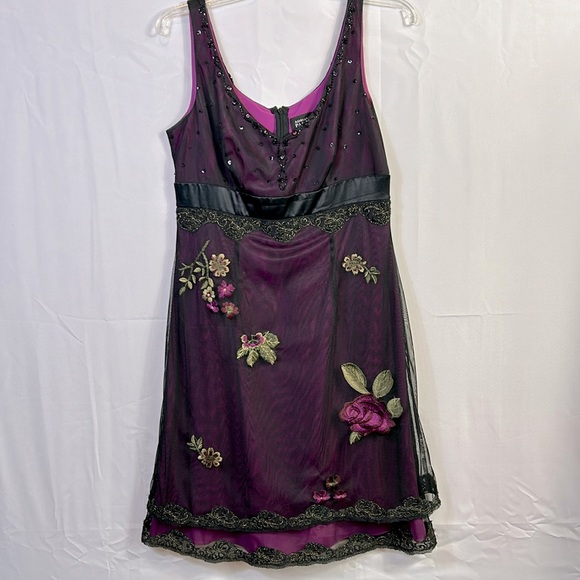Adrianna Papell Purple Merlot Colored Midi size 10 Silk Lined Embroidered Beaded - Picture 3 of 9
